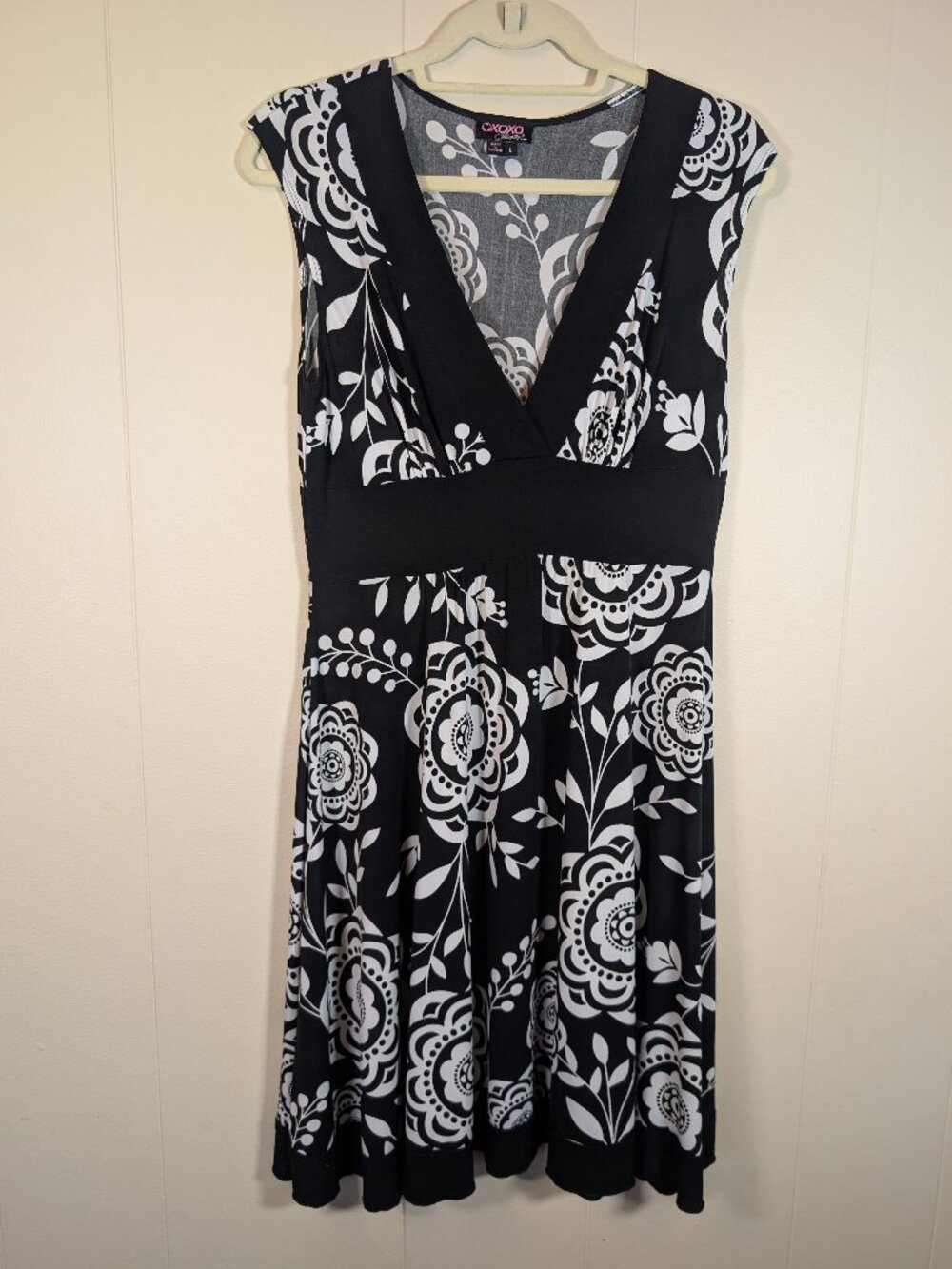 Y2K XOXO Black White Floral Empire Waist V-Neck Dress Women's L 2000s